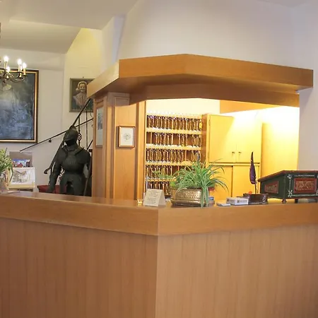 Tilman Riemenschneider Отель Ротенбург-на-Таубере