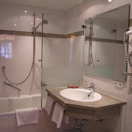 Tilman Riemenschneider Hotell 4*