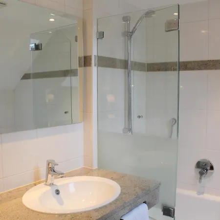 Tilman Riemenschneider 4* روتنبورغ أوب در تاوبر
