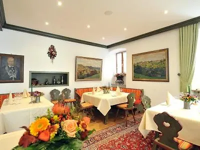 Tilman Riemenschneider Hotell