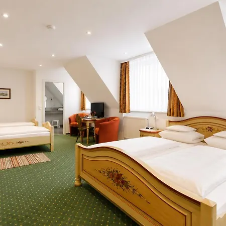 Hotel Tilman Riemenschneider By Ans
