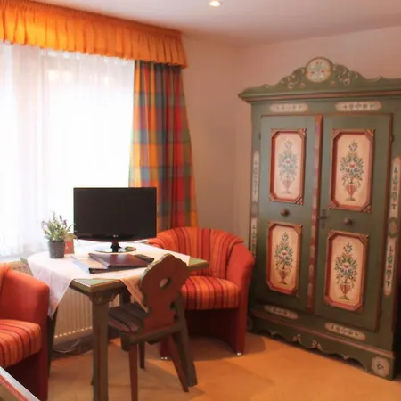 Hotel Tilman Riemenschneider By Ans 4*