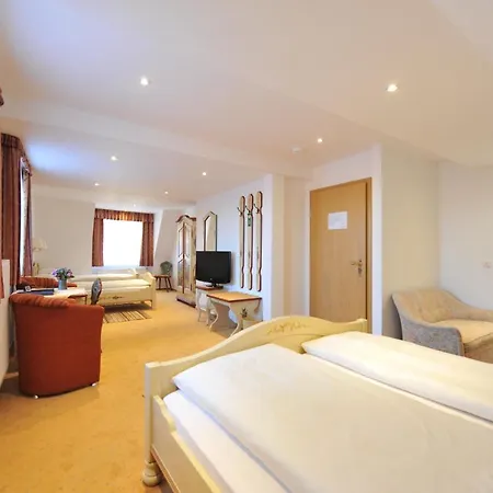Tilman Riemenschneider By Ans Hotel 4*