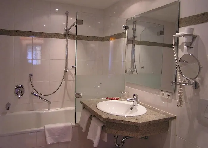 Tilman Riemenschneider Hotel 4*