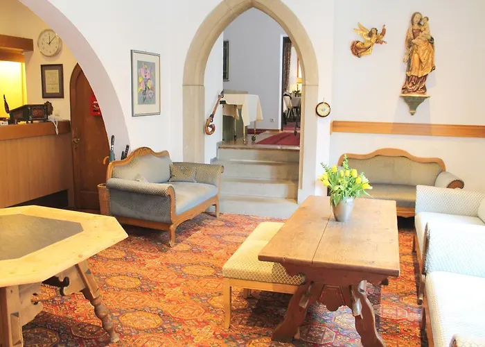 Tilman Riemenschneider Hotel 4*