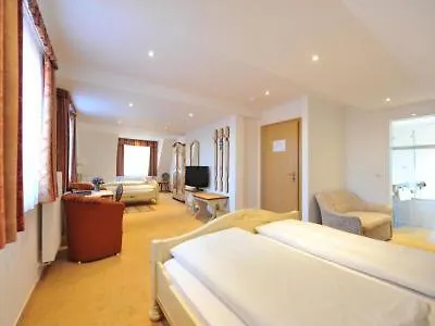 Tilman Riemenschneider Отель Ротенбург-на-Таубере