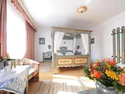 Отель Tilman Riemenschneider Ротенбург-на-Таубере