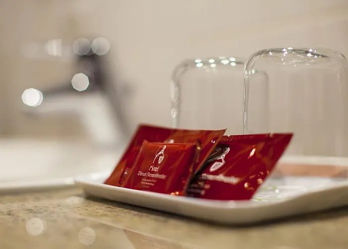 Отель Tilman Riemenschneider